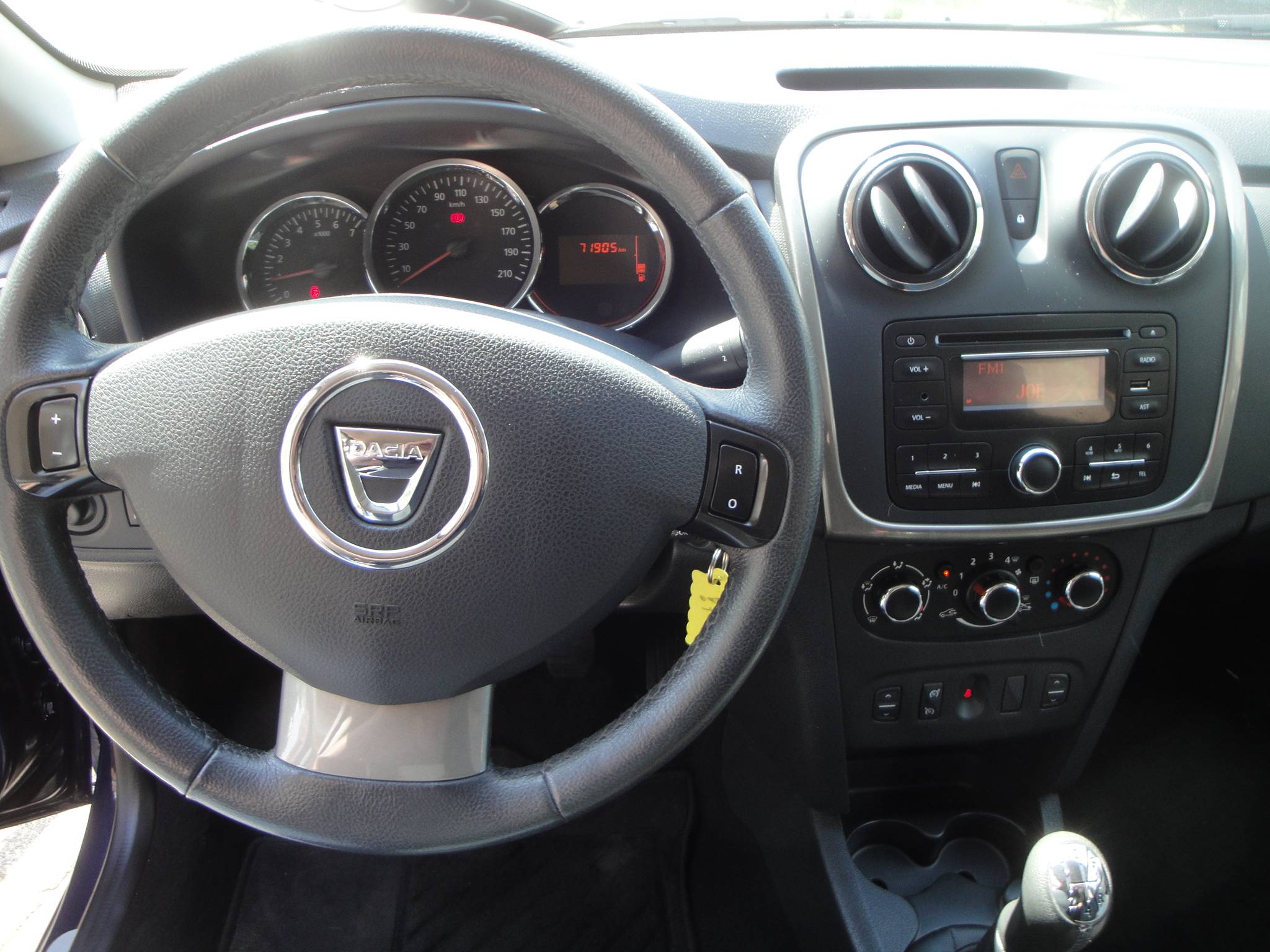 Dacia Sandero 0.9 TCe 5-Drs met o.a. Audio, Airco, Cr.Control, P.sens. A., LM-velgen, etc. - Thumbnail 14