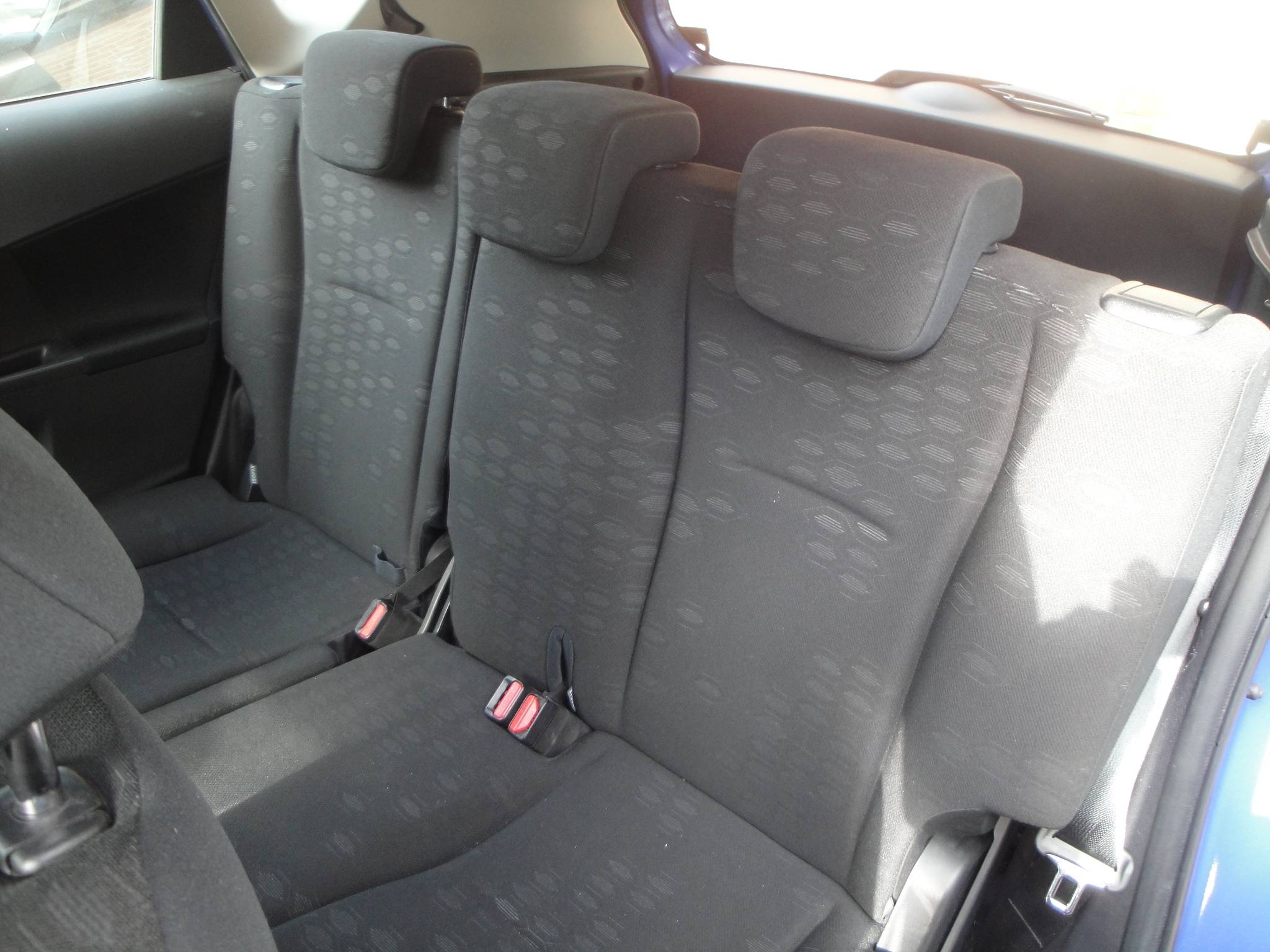 Subaru Trezia 1.3 Comfort (70.500KM) 5-Drs. met o.a. Trekh. & Park.sensoren A. - Thumbnail 5