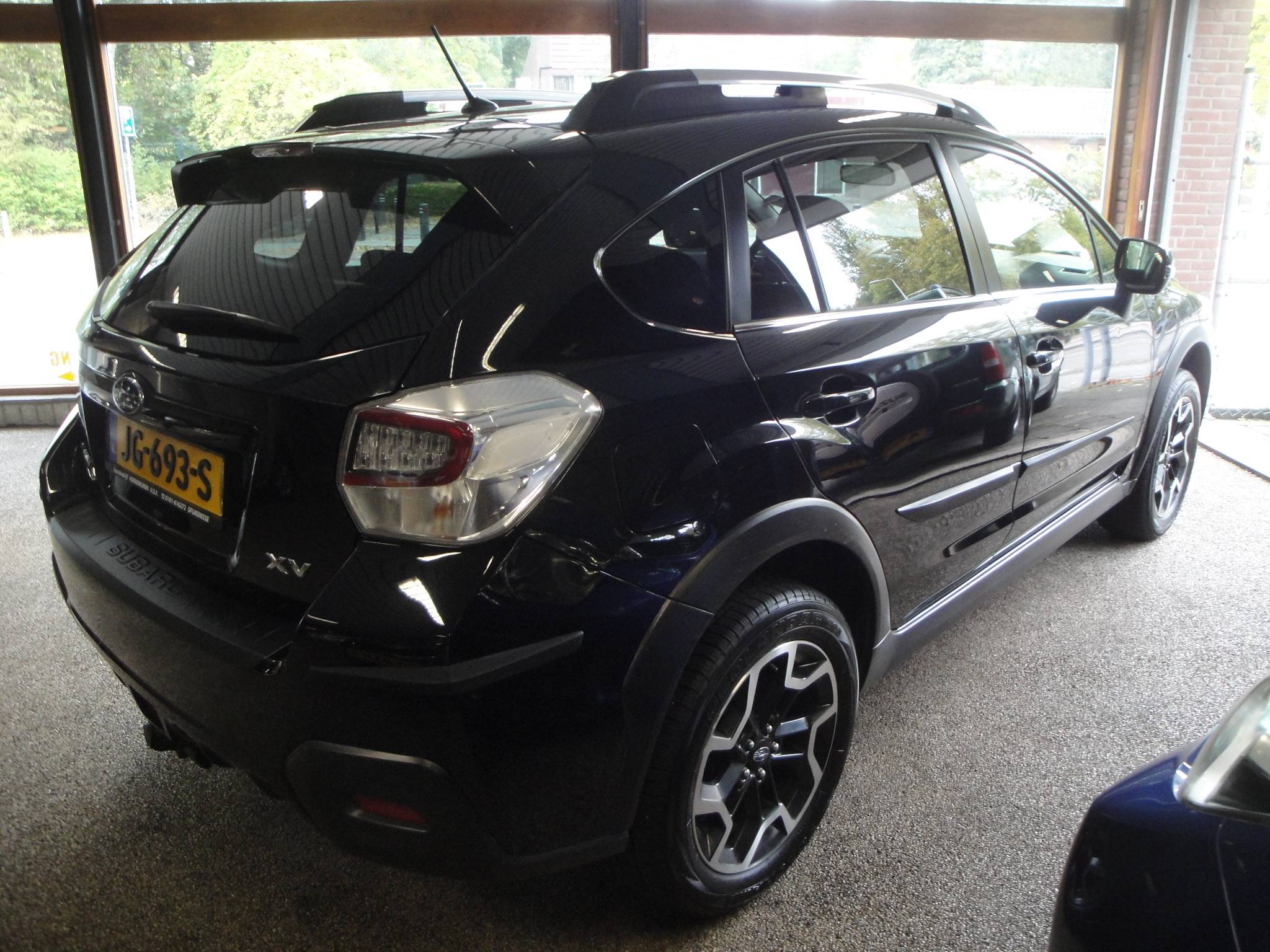 Subaru XV 2.0 Comfort CVT AWD met Airco/Cl.- en Cruise-Control, LM-velgen, Trekh., etc - Thumbnail 4