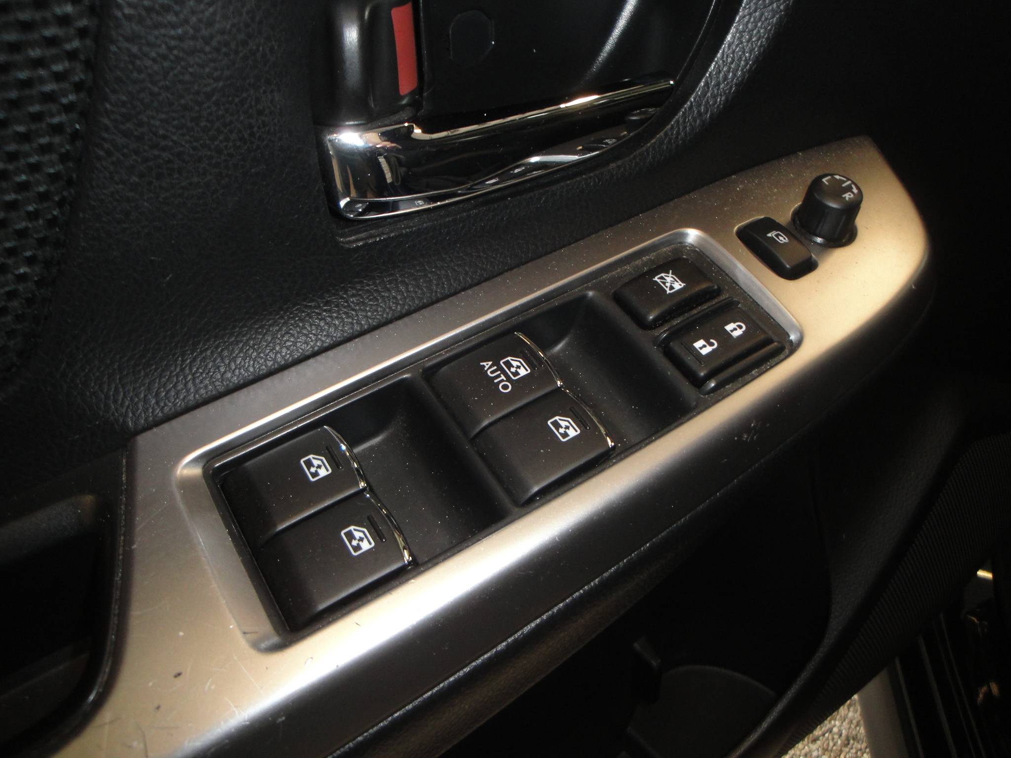 Subaru XV 2.0 Comfort CVT AWD met Airco/Cl.- en Cruise-Control, LM-velgen, Trekh., etc - Thumbnail 19