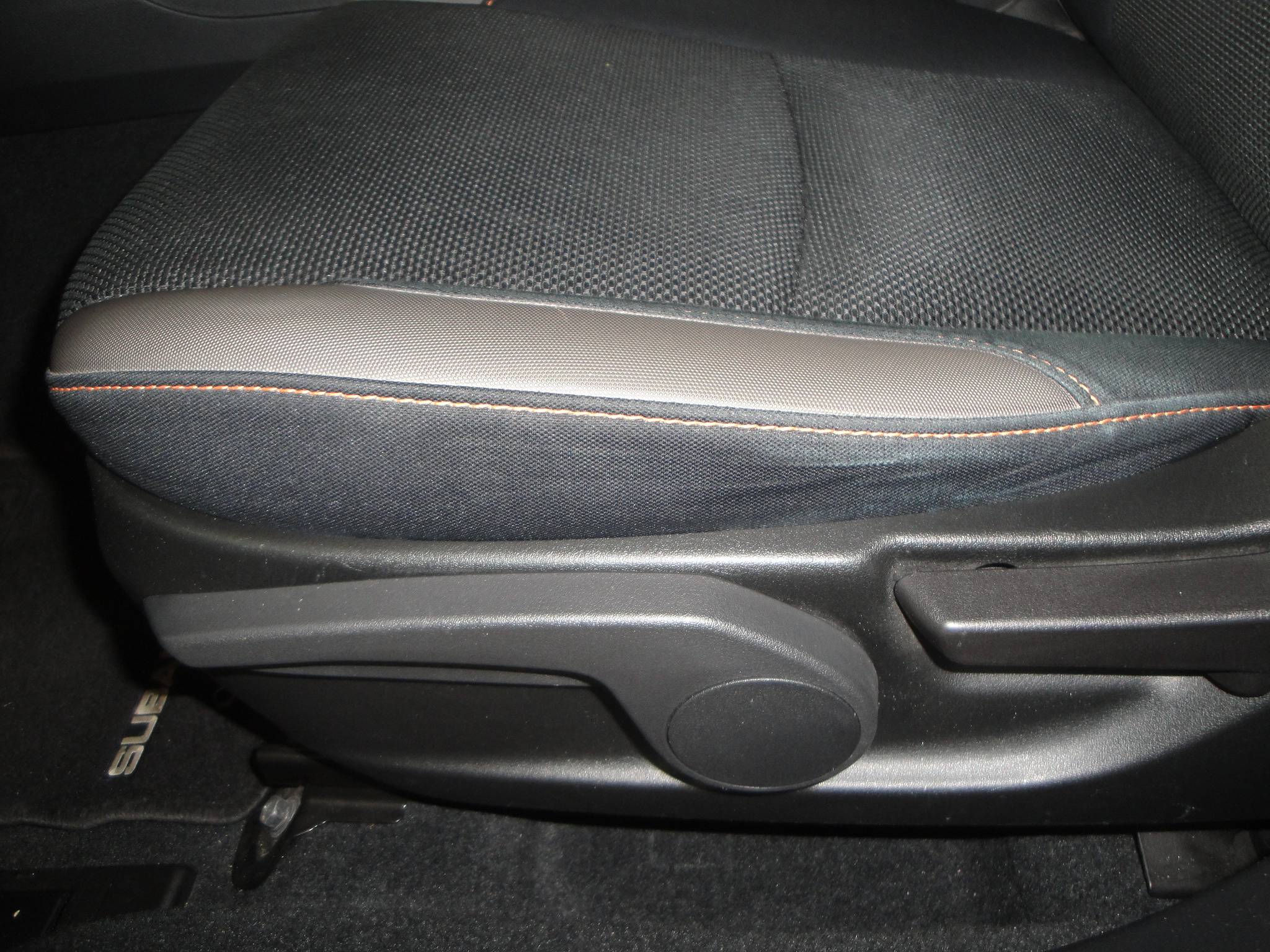 Subaru XV 2.0 Comfort CVT AWD met Airco/Cl.- en Cruise-Control, LM-velgen, Trekh., etc - Thumbnail 22