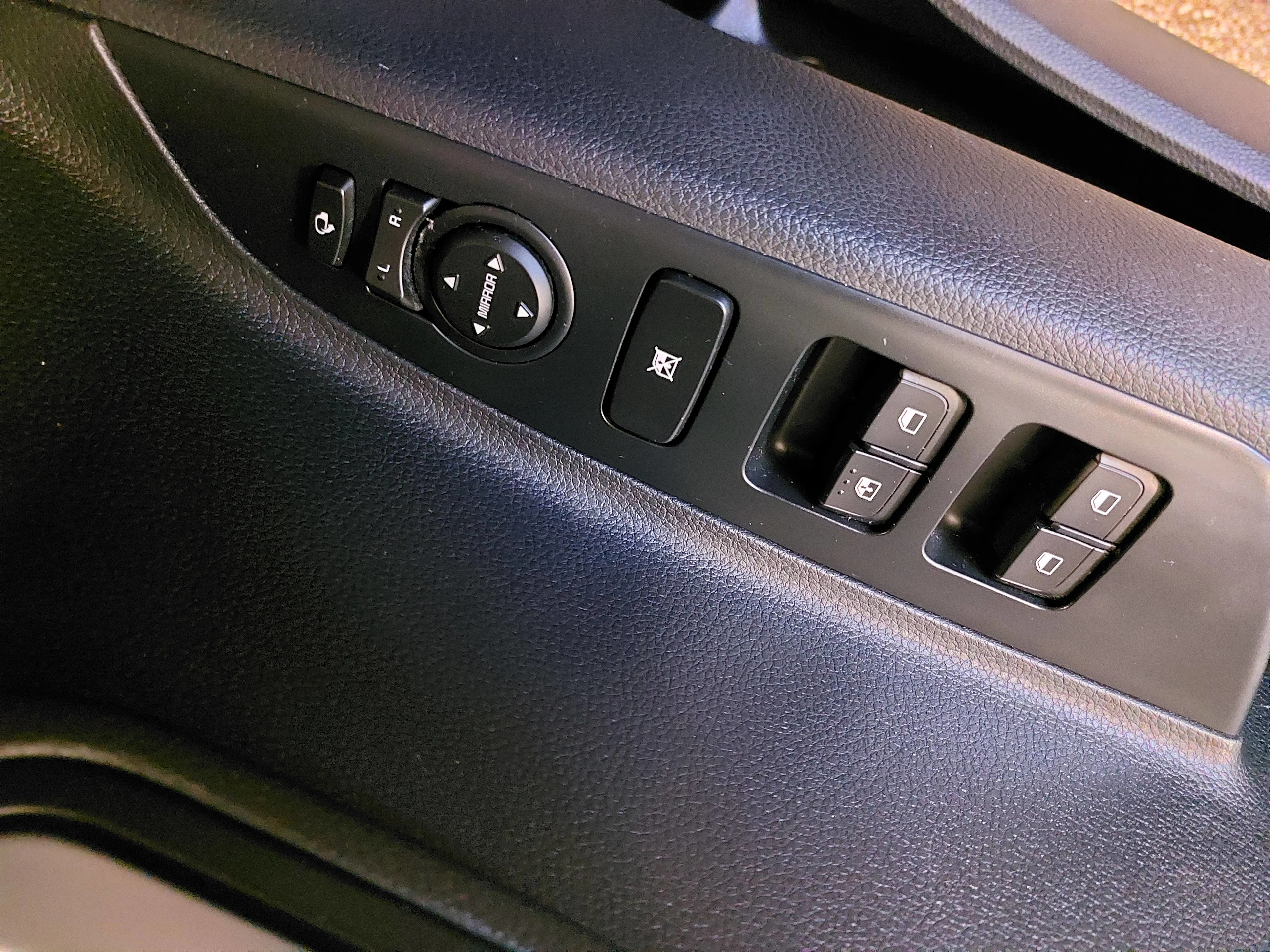 Kia Stonic 1.0 T-GDi Dynamic Plus-Line 5-Drs. met Audio/Navi & A.-Cam, Cr.- & ClimateControl, KeylessEntry, etc. - Thumbnail 15
