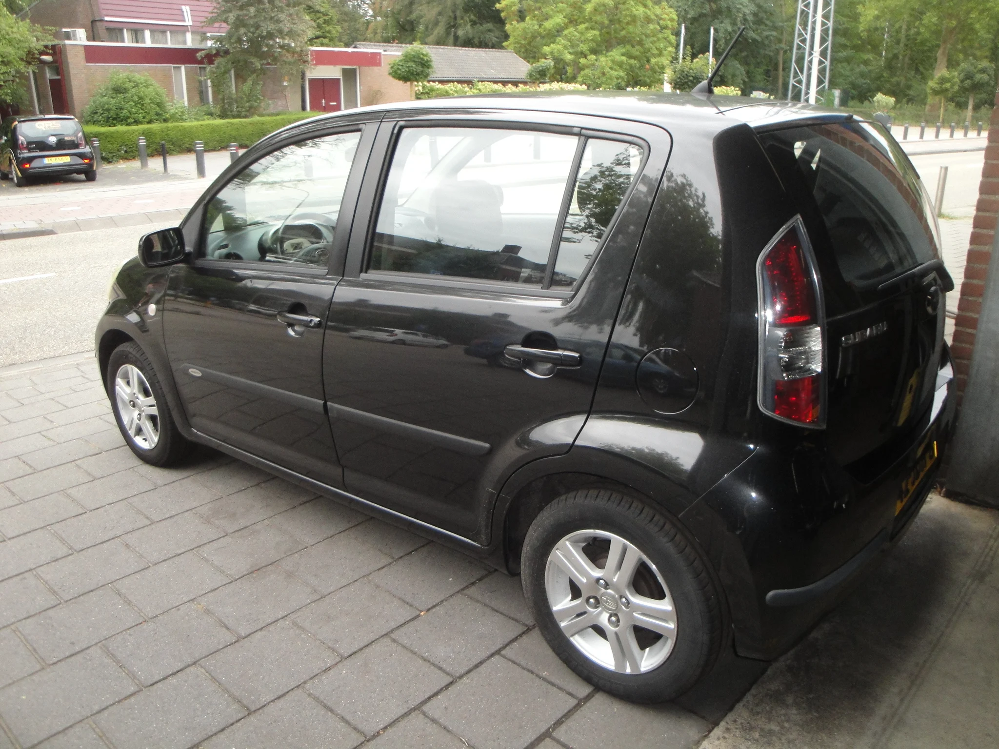 Subaru Justy 1.0 Comfort S. 5-Drs. o.a. Airco, Audio & AUX, CPV & afst.bed., & LM-velgen. - Thumbnail 5