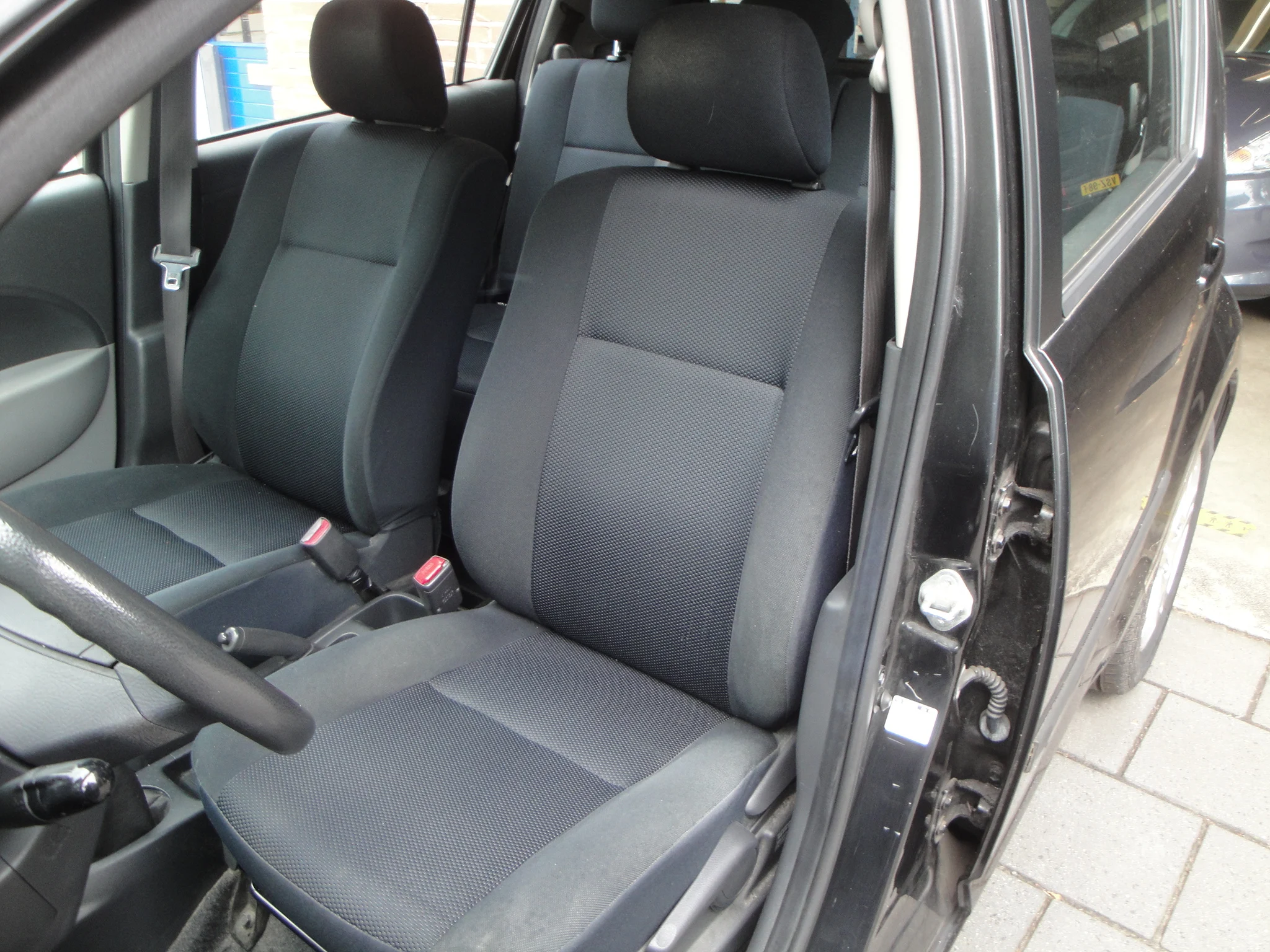 Subaru Justy 1.0 Comfort S. 5-Drs. o.a. Airco, Audio & AUX, CPV & afst.bed., & LM-velgen. - Thumbnail 6