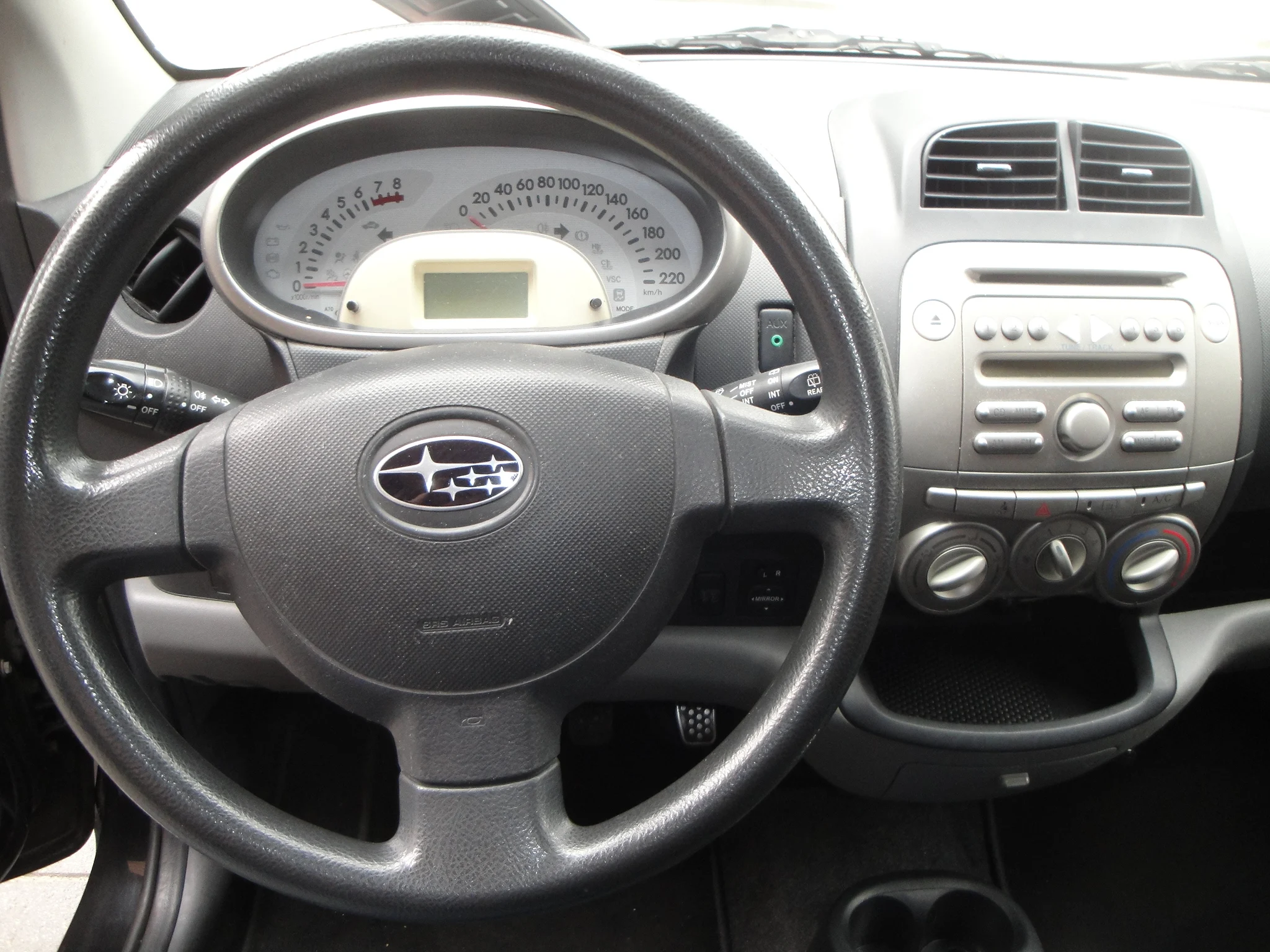 Subaru Justy 1.0 Comfort S. 5-Drs. o.a. Airco, Audio & AUX, CPV & afst.bed., & LM-velgen. - Thumbnail 11