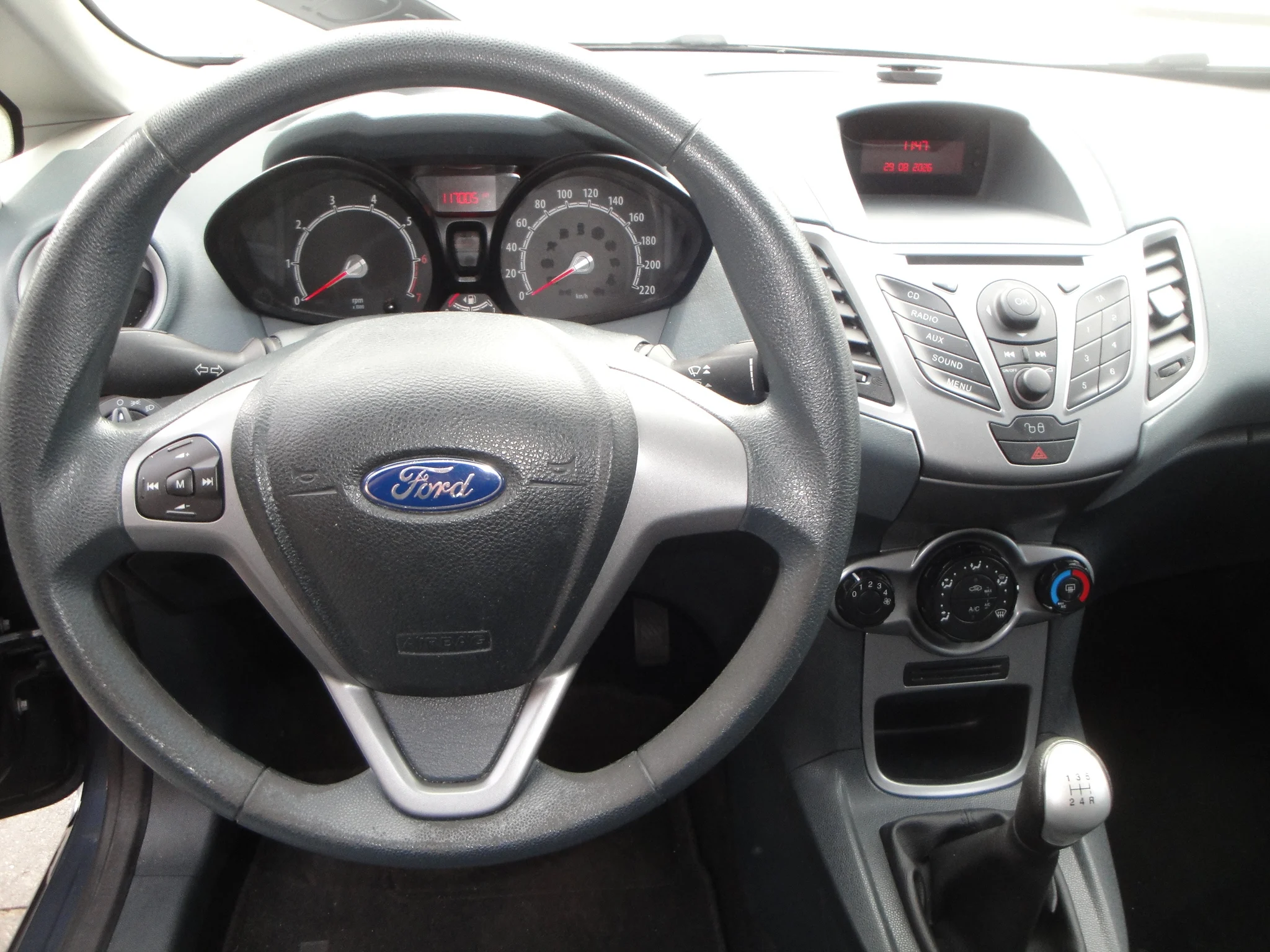 Ford Fiesta 1.25 Limited 3-Drs. (11-2010) met o.a. Audio & Airco. - Thumbnail 12
