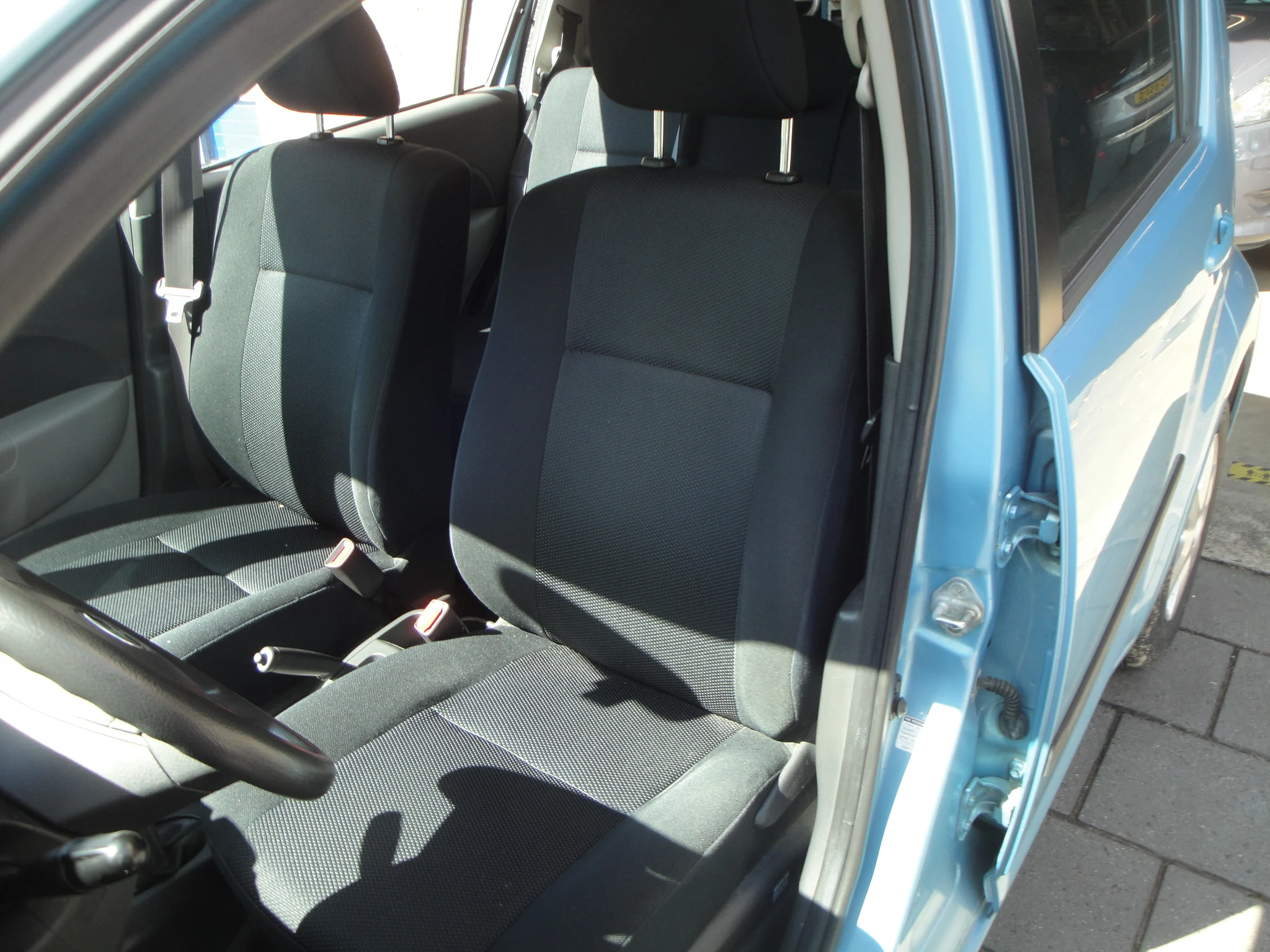 Subaru Justy 1.0 Comfort 5-Drs. o.a. Airco, Audio, CPV & afst.bed., P.sens.A. en 4.Seizoenen-banden. - Thumbnail 6