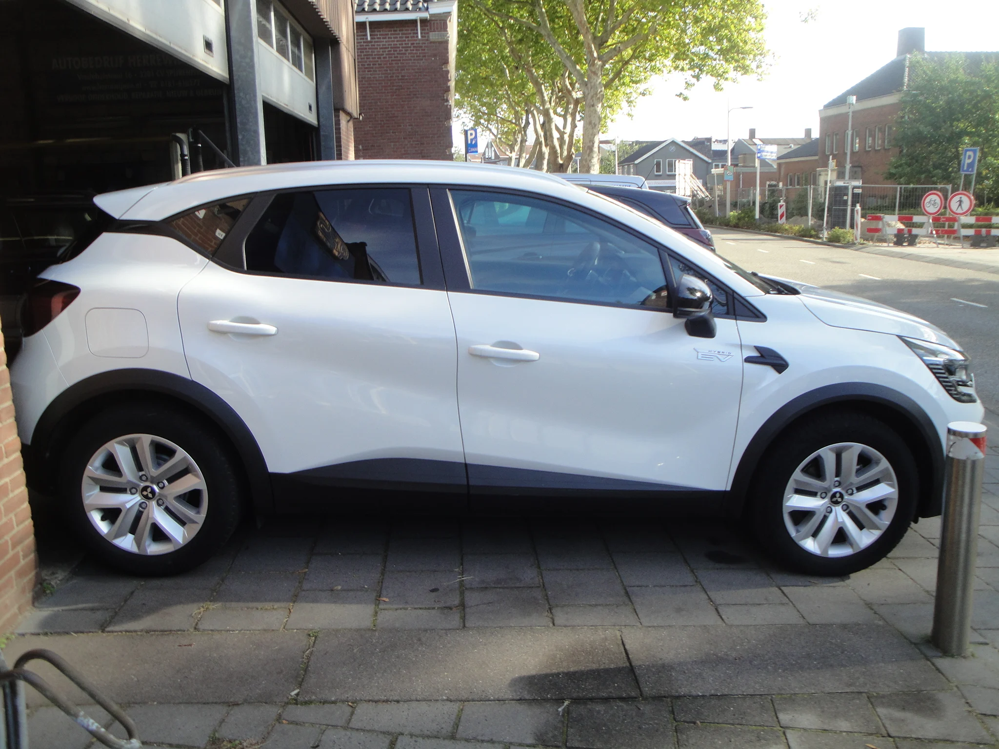 Mitsubishi ASX 1.6 HEV Intense (1e Eig./ 05-2024) zéér complete & nette auto! - Thumbnail 4