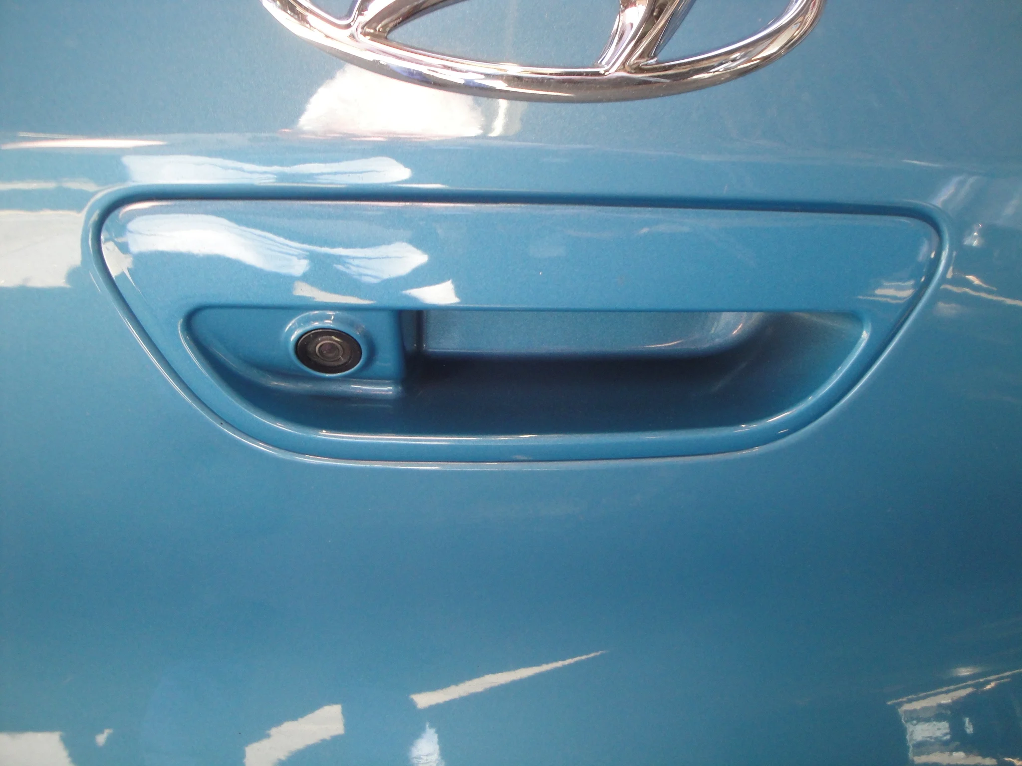 Hyundai i10 1.0 Premium TwoTone 5-Drs. met o.a. Climate-Control, Cruise-Control, Navigatie, A-uitrijcam., etc. - Thumbnail 23