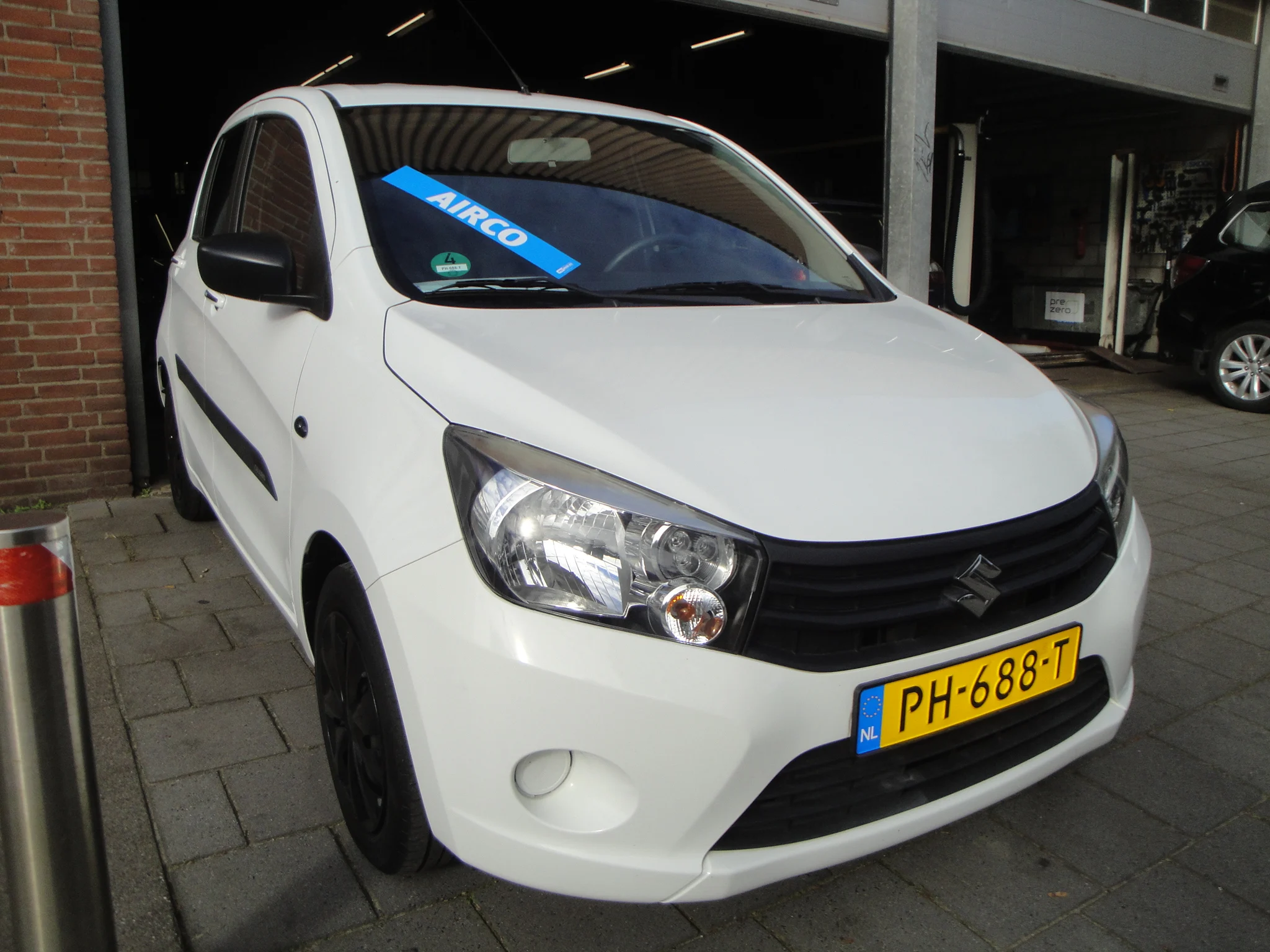 Suzuki Celerio 1.0 Comfort (23.000km) 5-Drs. incl. Audio, Airco, Navigatie, A.Parkeer-sens., etc - Thumbnail 3