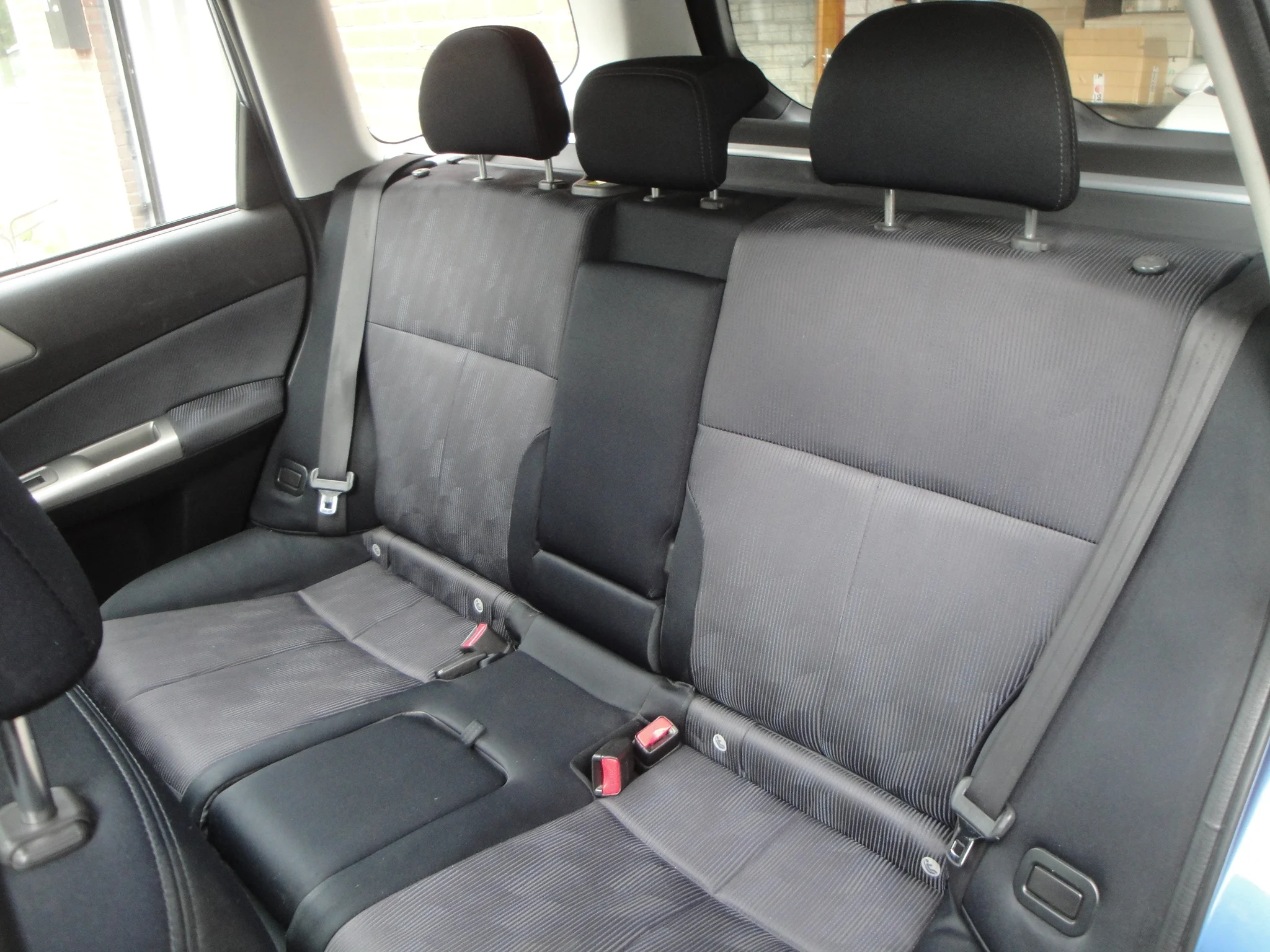 Subaru Forester 2.0 Comfort AWD (1eEig.) met o.a. Audio, Climate- en Cruise-Control, LM-velgen, El. Pan.-dak, Trekh., etc. - Thumbnail 7