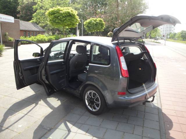 Ford Focus C-Max 1.6i MPV 5-Drs. met o.a. Airco & Trekhaak (met nw. APK-keuring) - Thumbnail 8