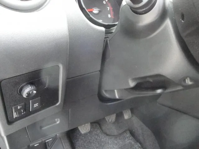 Nissan Qashqai 1.6 met o.a. Airco, A-Parkeersensoren & 17"LM-velgen. - Thumbnail 8