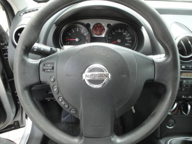 Nissan Qashqai 1.6 met o.a. Airco, A-Parkeersensoren & 17"LM-velgen. - Thumbnail 9