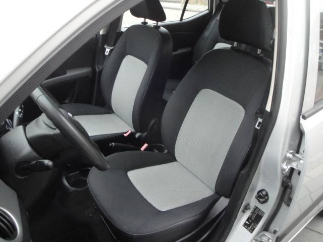 Hyundai i10 1.1i 5-Drs. met o.a. Audio, CPV en El.ramen V. - Thumbnail 5