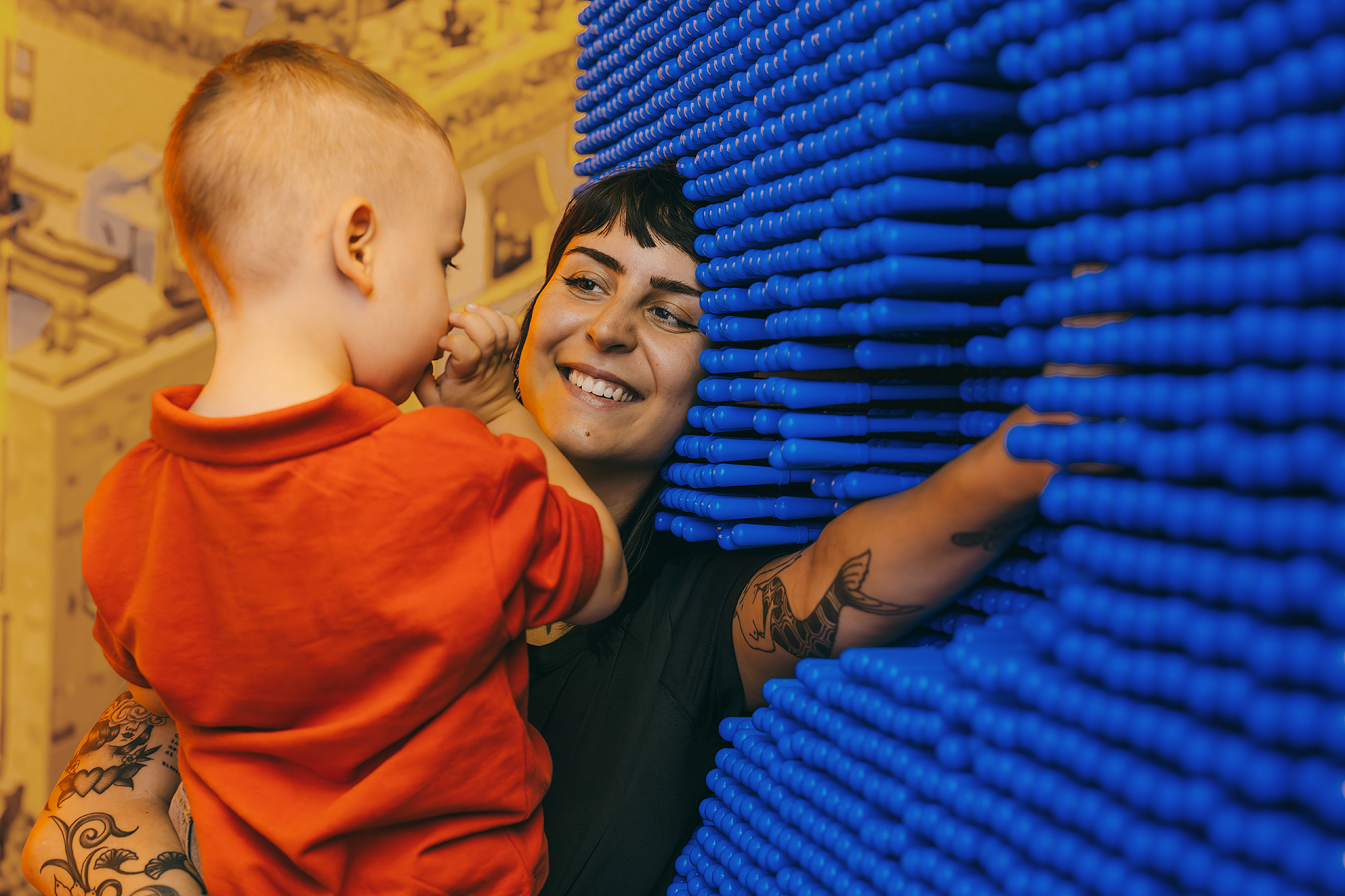 Interactive sensory activities for children in Milan