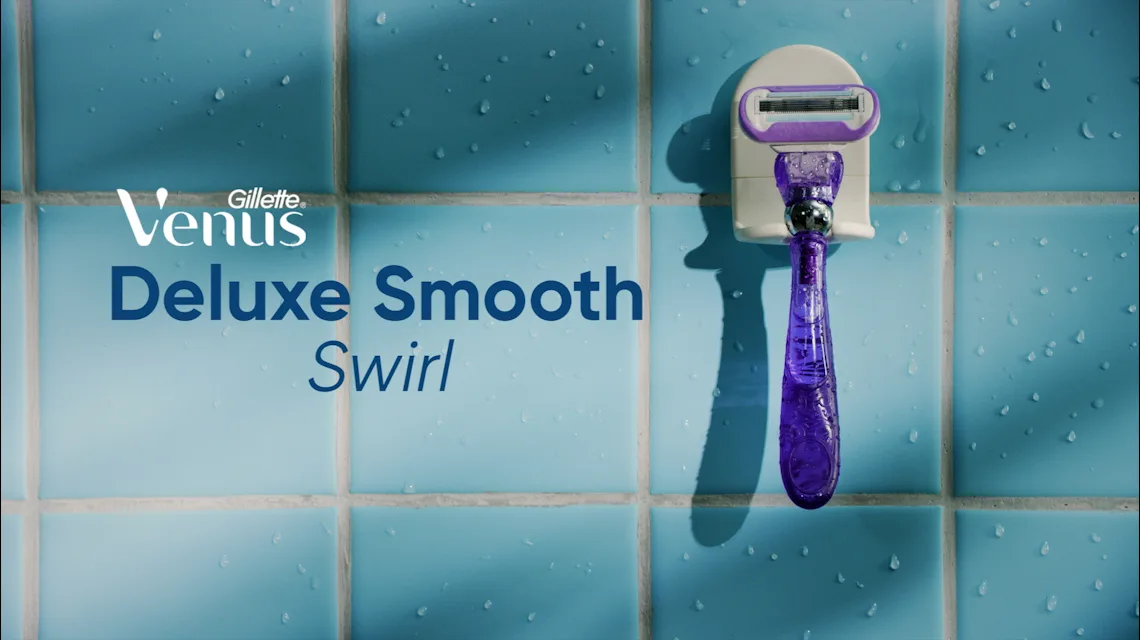 Video of Venus by Gillette Delux Smooth Swirl purple coloured refillable razor