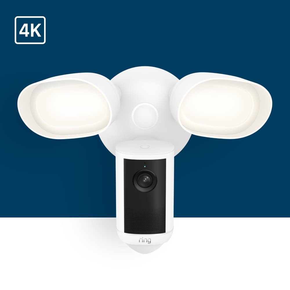 Floodlight Cam 4K Plus 