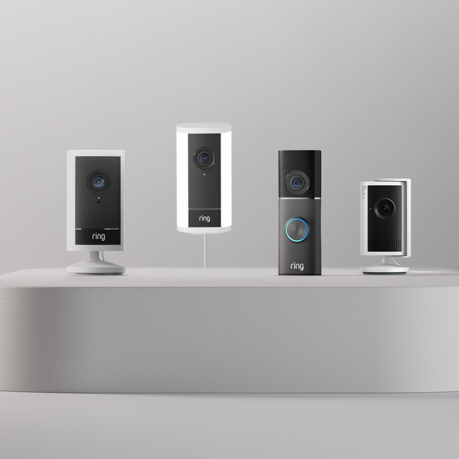 Ring リング 屋外用セキュリティカメラ　3台セット Ring リング 屋外用セキュリティカメラ 3台セット Ring リング
