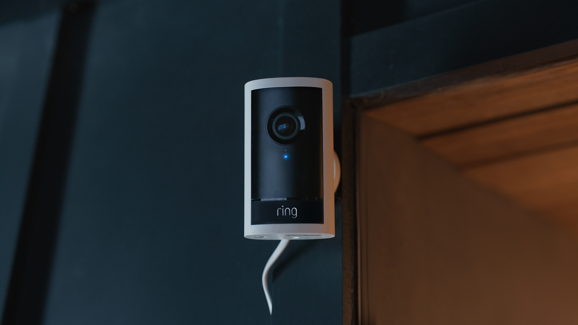 Outdoor Camera Pro, mounted