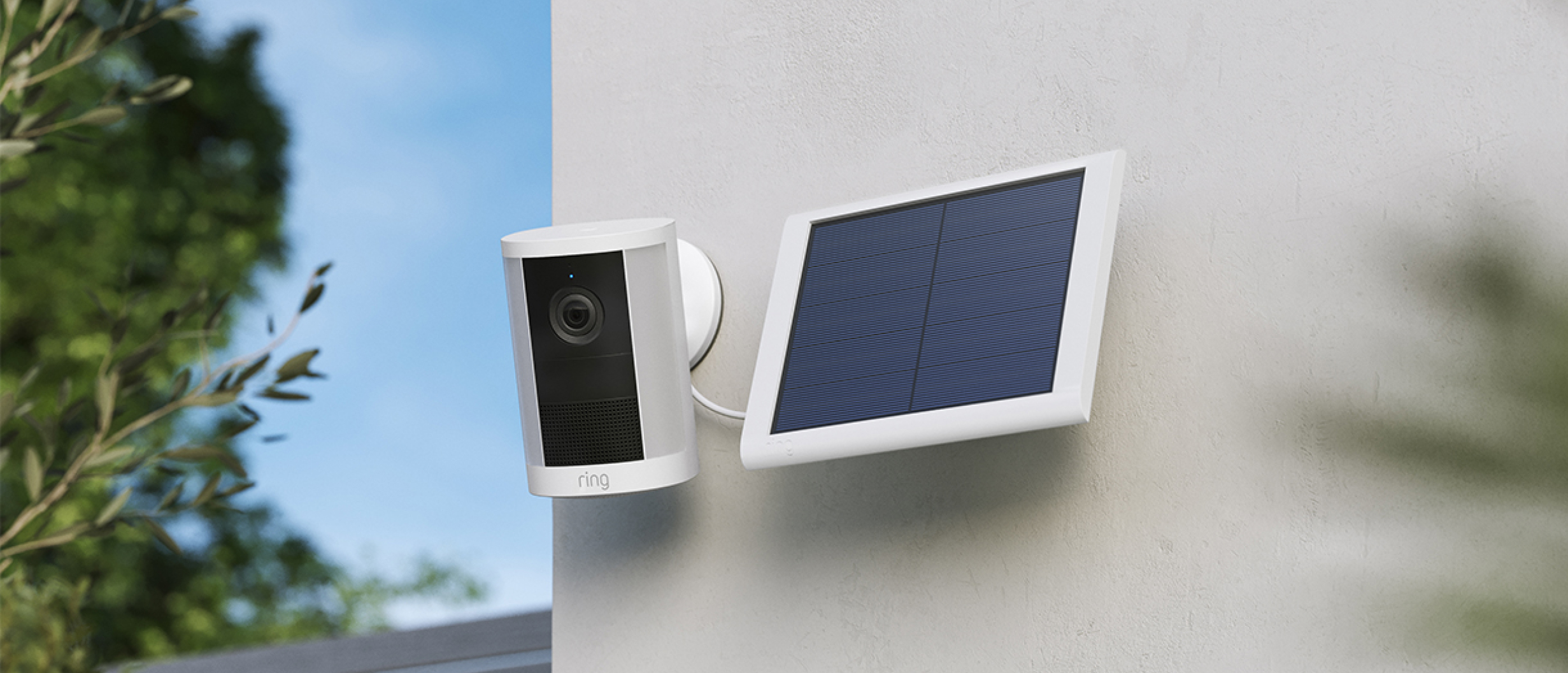 Spotlight Camera 2nd Gen Flexible power. Easy placement.  Solar 