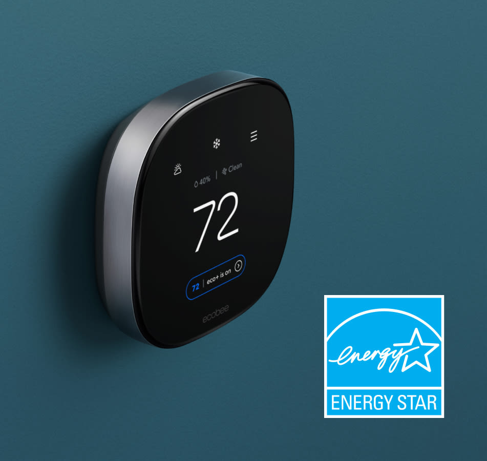 Ecobee Smart Thermostat Premium على خلفية زرقاء مع شعار Energy Star