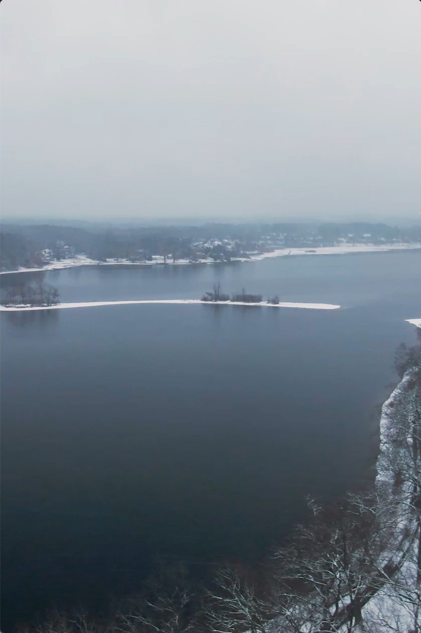 An image of a lake in Michigan during the winter.