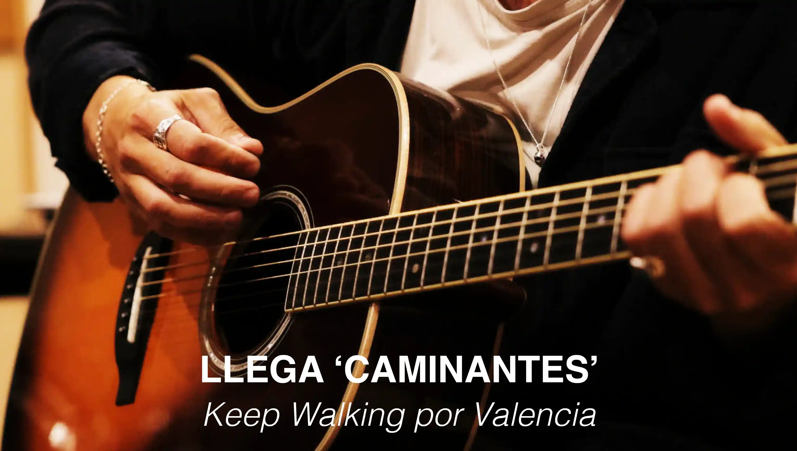 Caminantes johnnie walker por la DANA