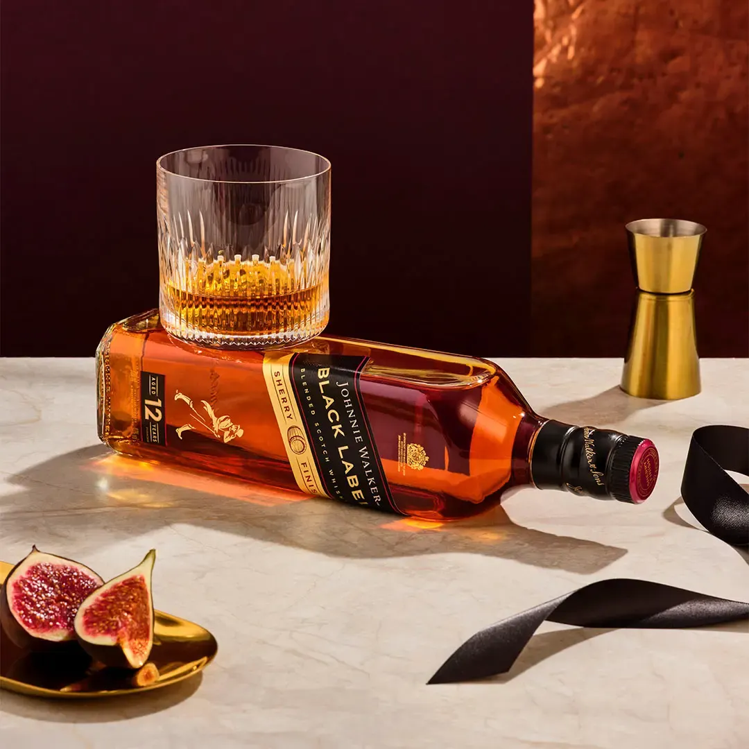 Johnnie Walker Black Label Sherry Finish whisky escocés de mezcla 70cl