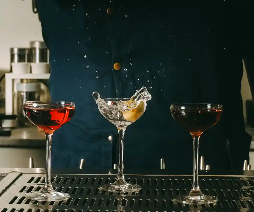 Momus Bar