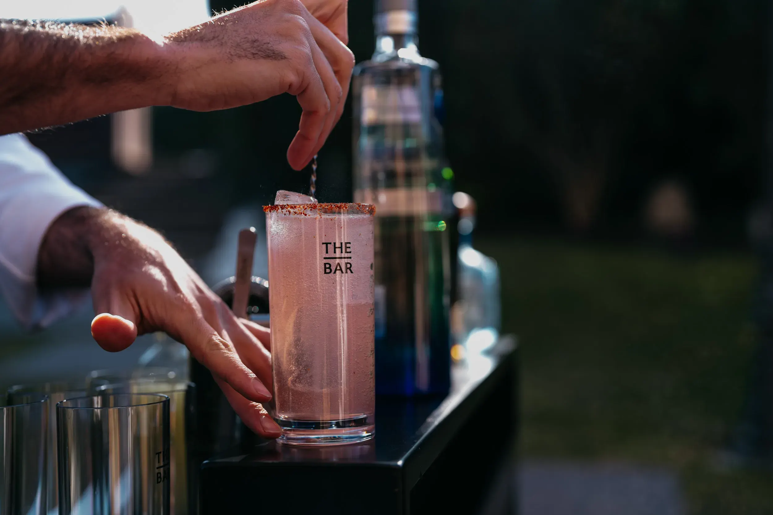 Servicio de coctelería a domicilio - The Bar Cocktail Stories | The Bar  España, image size:2500x1667
