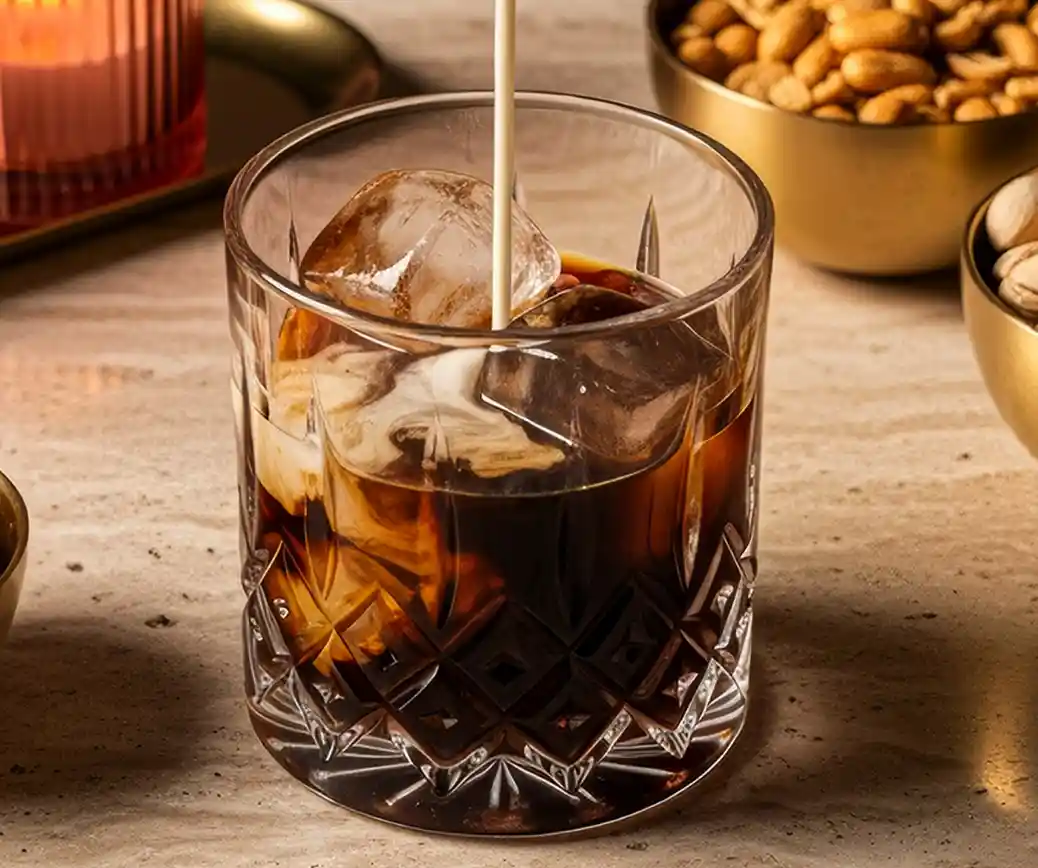 Café sobremesa baileys - hero thin