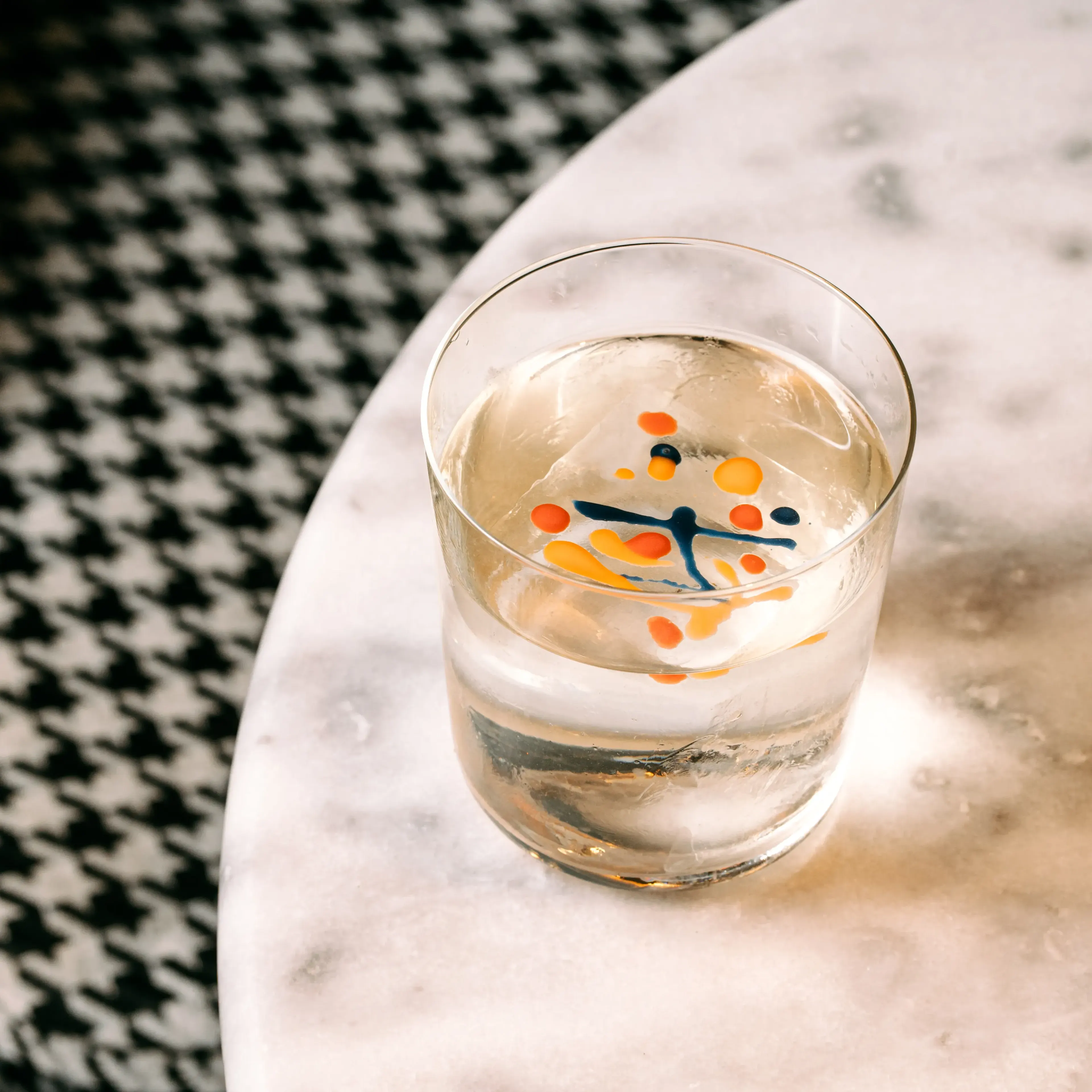 Momus Bar