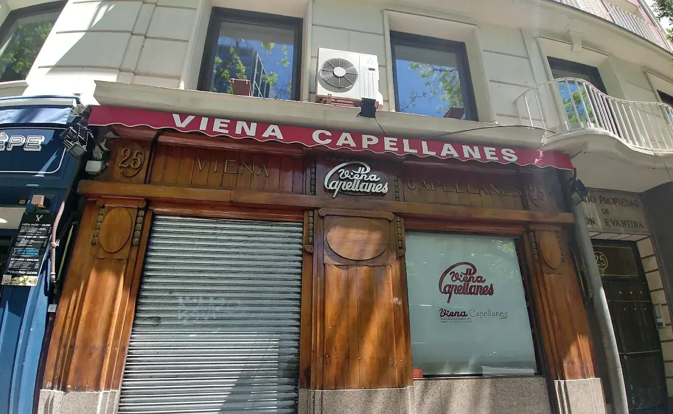 Viena Capellanes – Génova