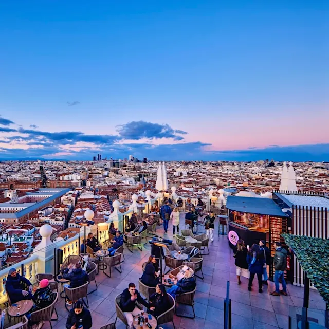 360º Rooftop Bar: Madrid a tus pies desde las alturas | The Bar España