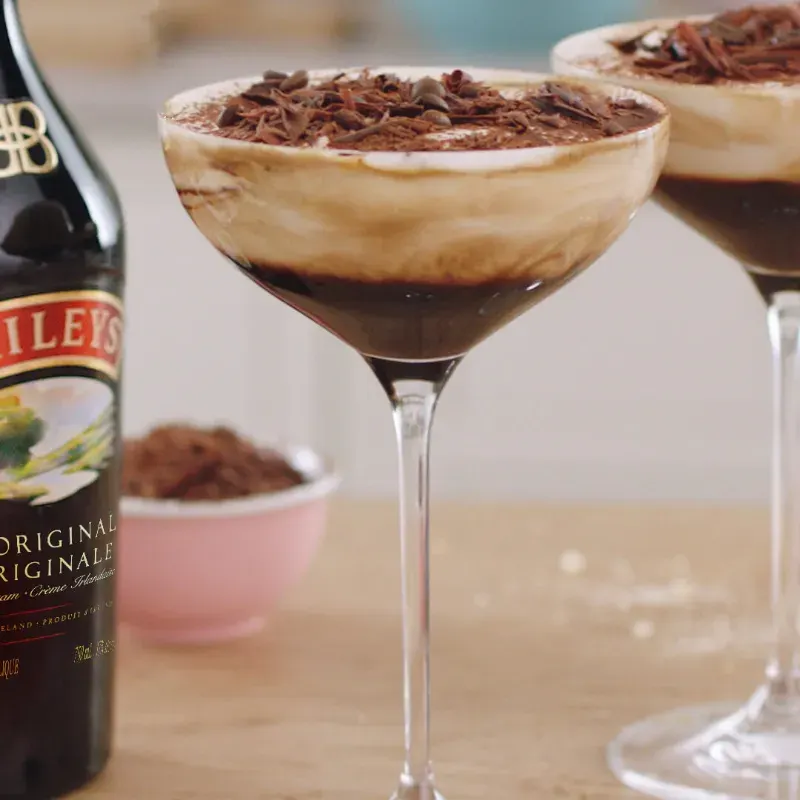 Café sobremesa baileys - 2. Tiramisú Martini 