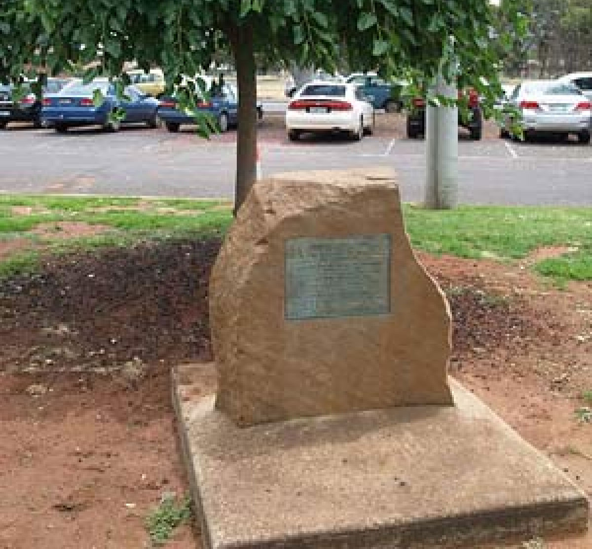 Italian-prisoners-of-war-memorial