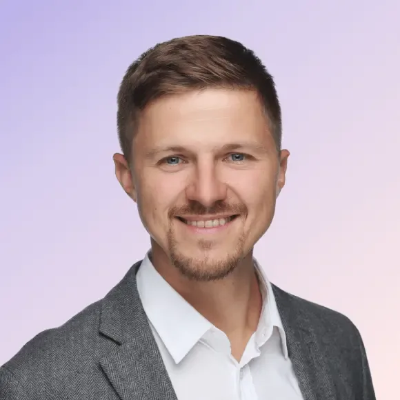 Comapany- About-Executive-team-card1-Image1
