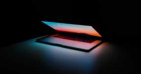 macbook-light