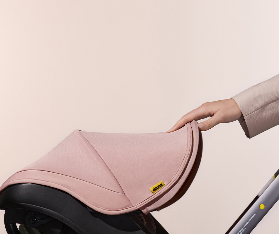 doona+ ベビーカー・チャイルドシート サクラピンク ドゥーナi サクラピンク ベビーカーがチャイルドシートに、完全