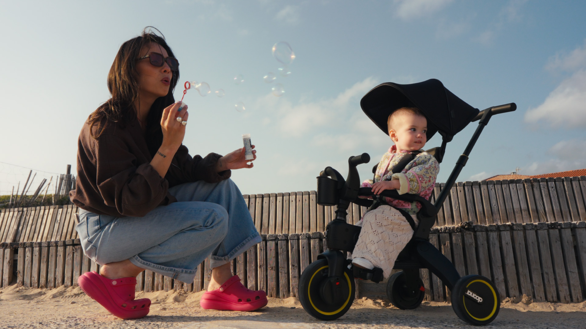 Liki Rain Cover | Doona™ | Accessories | Keeps your child dry