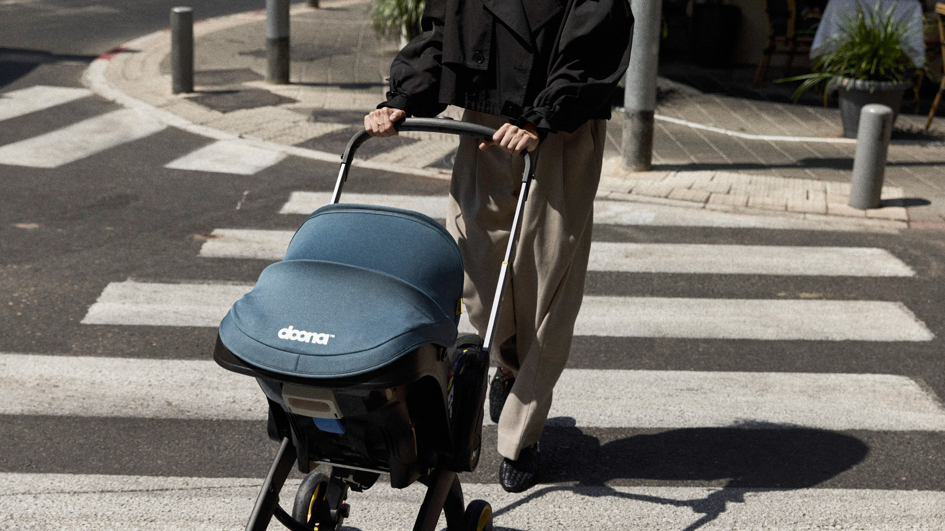 Doona Car Seat & Stroller - Ocean Blue | Doona™ USA