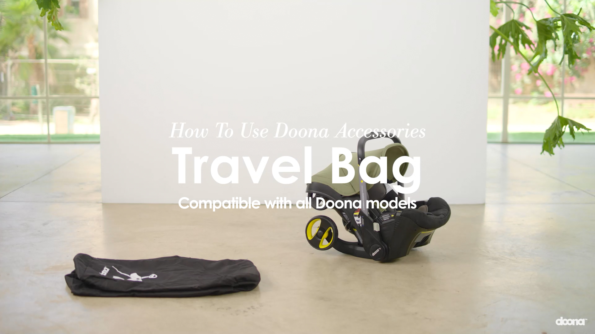 Doonaカーキ＋専用バッグ Doona Travel Bag | Doona™ | Accessories | Keeps it safe & clean