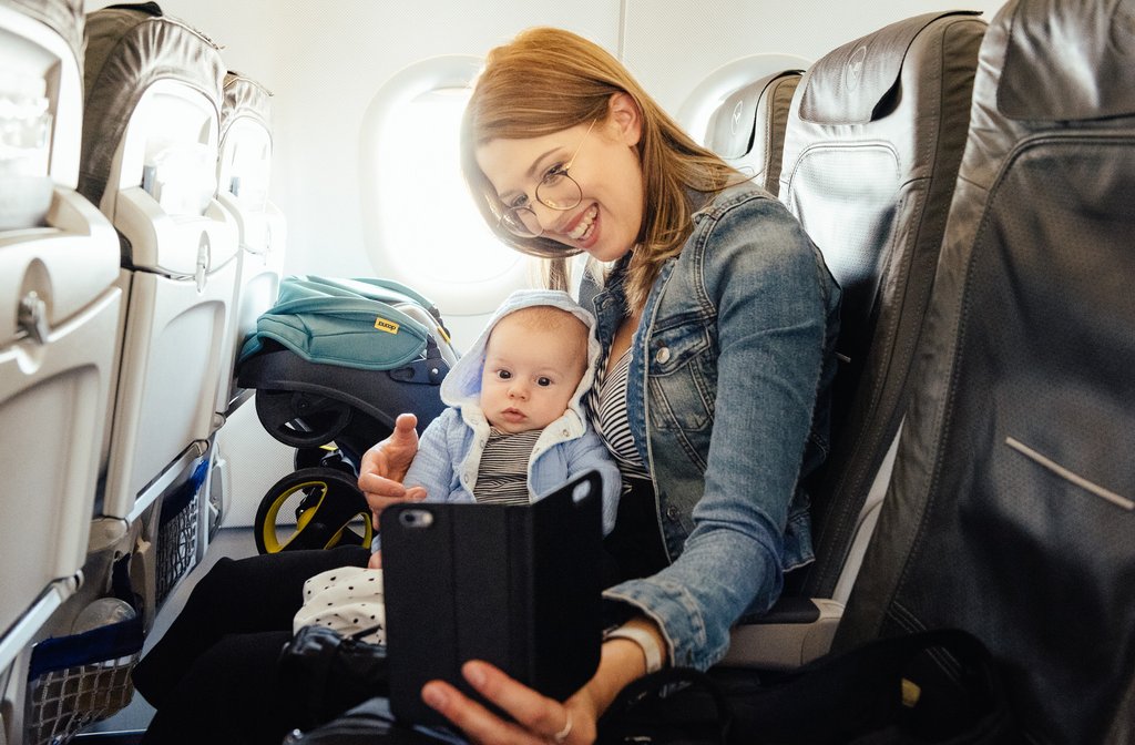 doona car seat on airplane