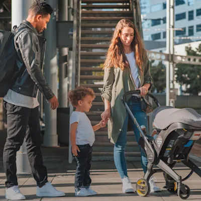 Checklist voor reizen met een baby: Vergeet niet alles in te pakken wat je nodig hebt!