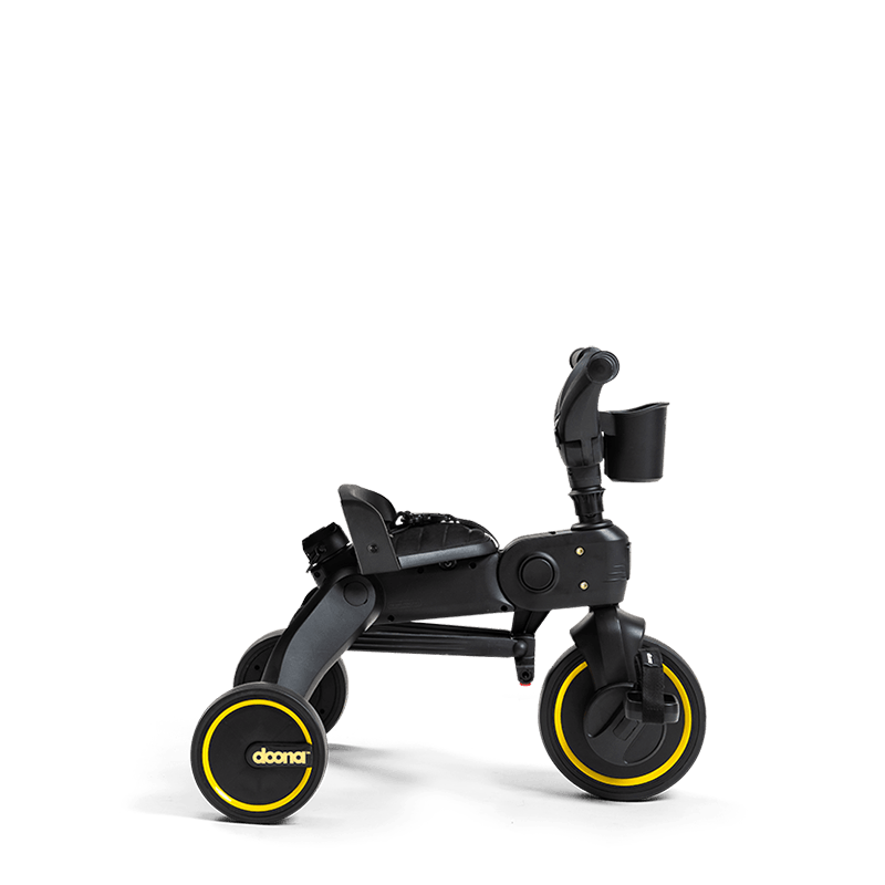 7-4_Liki__Gold_Bike_mode.png?