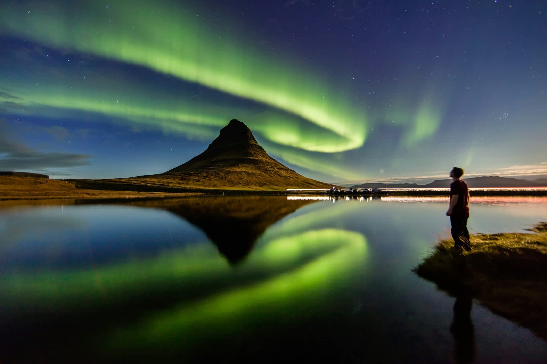 Northern Lights Kirkjufell