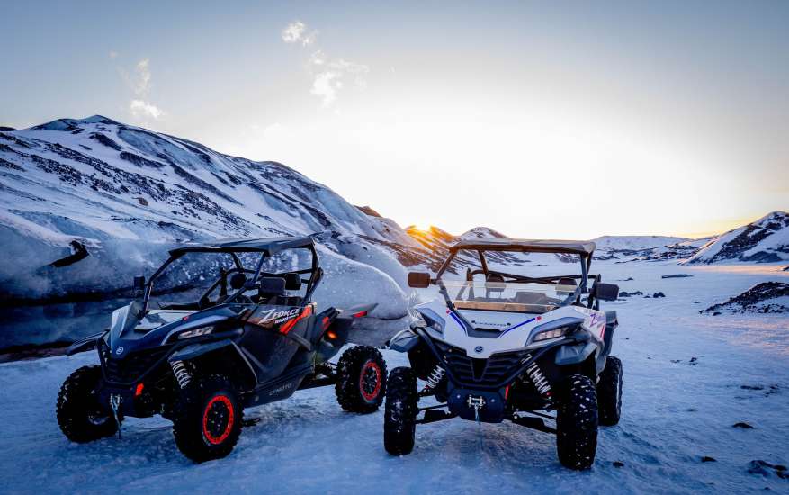 Askur ice cave buggy