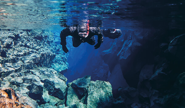 mid-ocean ridges  Thingvellir national park, Best scuba diving, National  parks