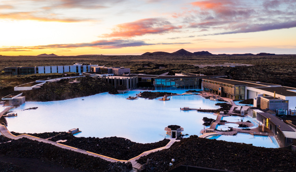 blue lagoon midnight sun